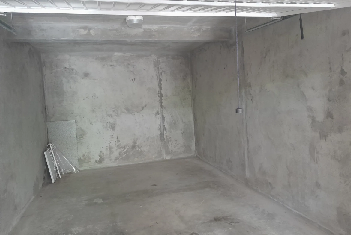 Appartement T3 avec terrasse, vue mer, à vendre à Les Trois-Ilets 
