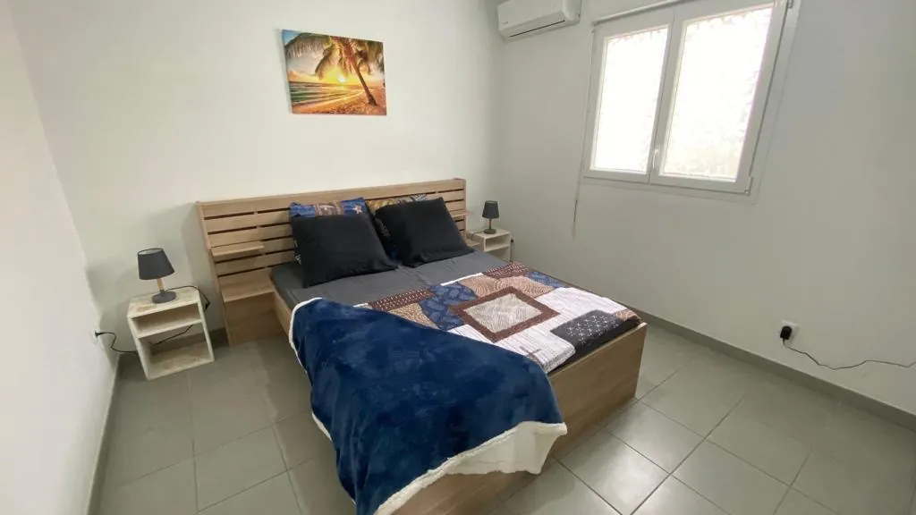 Appartement T3 avec terrasse, vue mer, à vendre à Les Trois-Ilets 