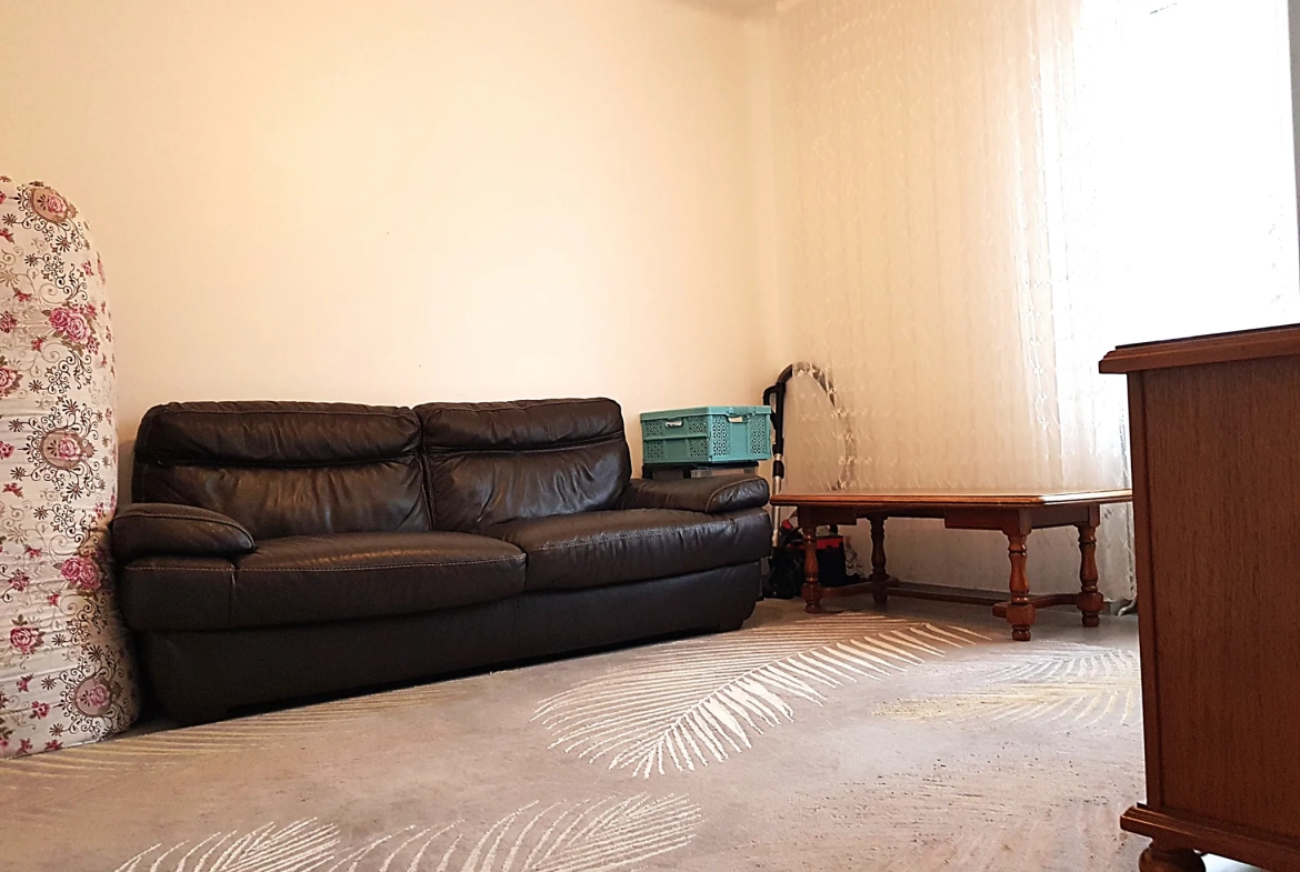 Maison lumineuse de 103 m² à Nevers avec jardin et garage, sans travaux 