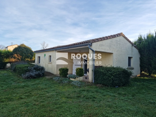 Villa de plain-pied 65 m² avec terrasse à La Couvertoirade proche Millau