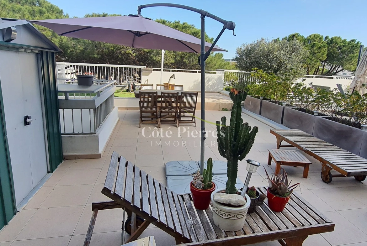 Charmant T2 avec terrasse et vue port à Carnon-Plage - Idéalement situé 