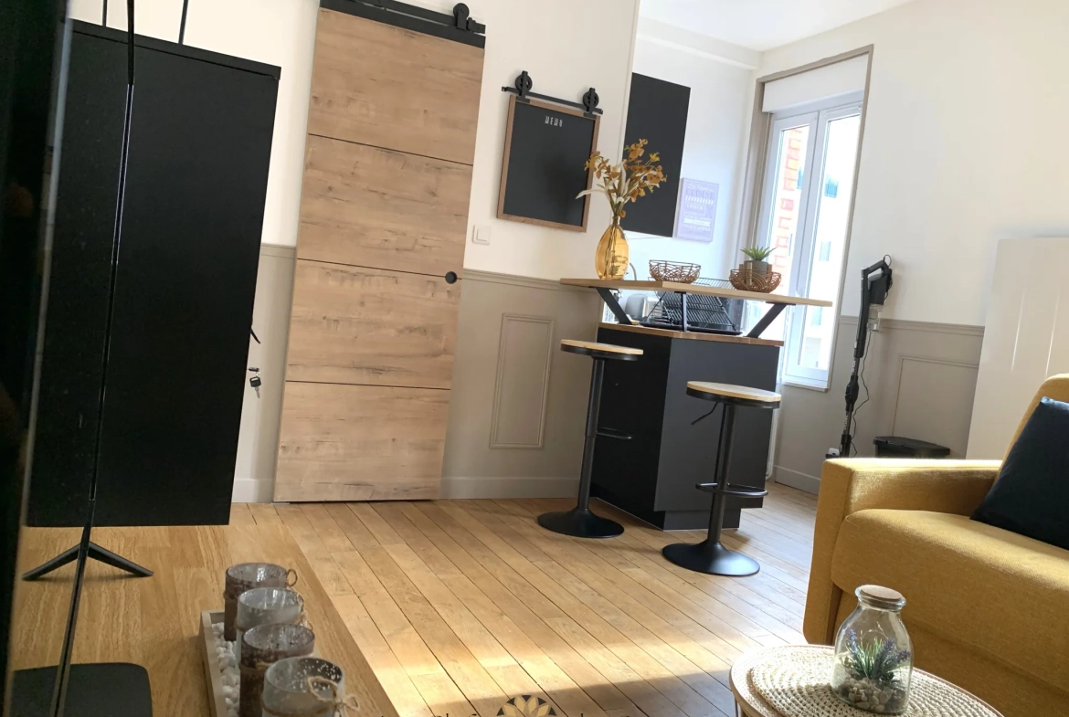 Studio rénové et meublé à Reims, investissement clé en main 