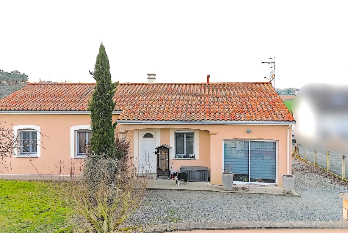 Maison récente de 105 m² avec double garage à Vouneuil-sur-Vienne 