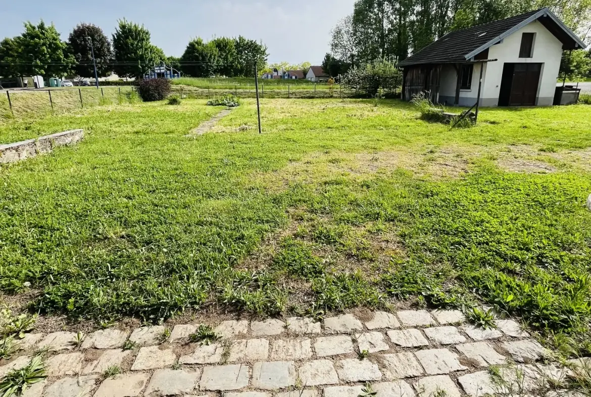 Maison individuelle lumineuse de 120 m2 avec dépendance à Lure 