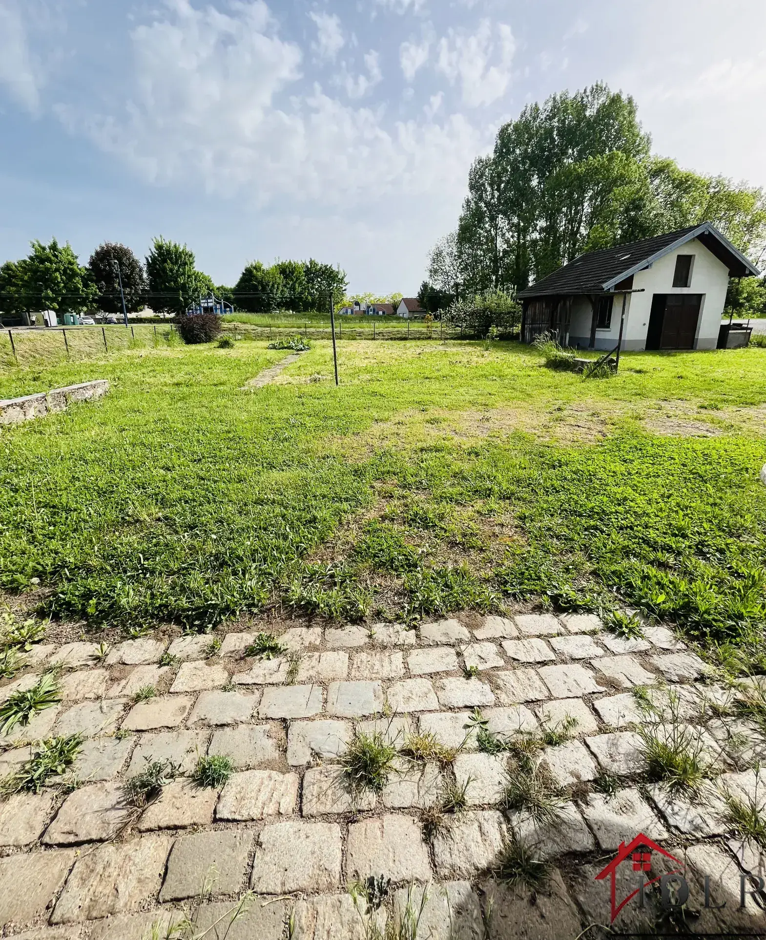 Maison individuelle lumineuse de 120 m2 avec dépendance à Lure 
