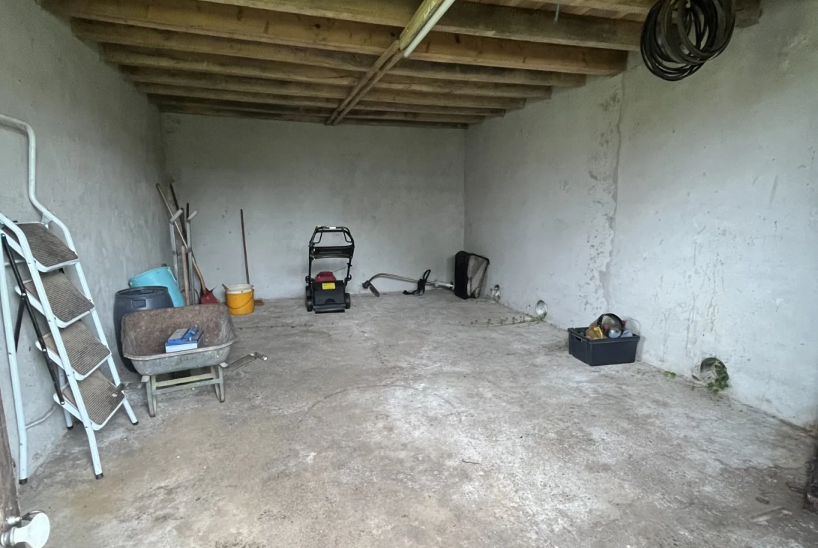 Maison individuelle lumineuse de 120 m2 avec dépendance à Lure 