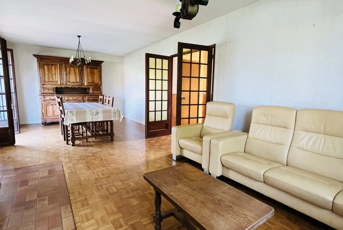 Maison individuelle lumineuse de 120 m2 avec dépendance à Lure 