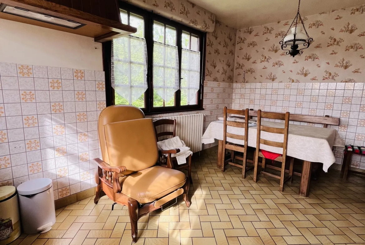 Maison individuelle lumineuse de 120 m2 avec dépendance à Lure 