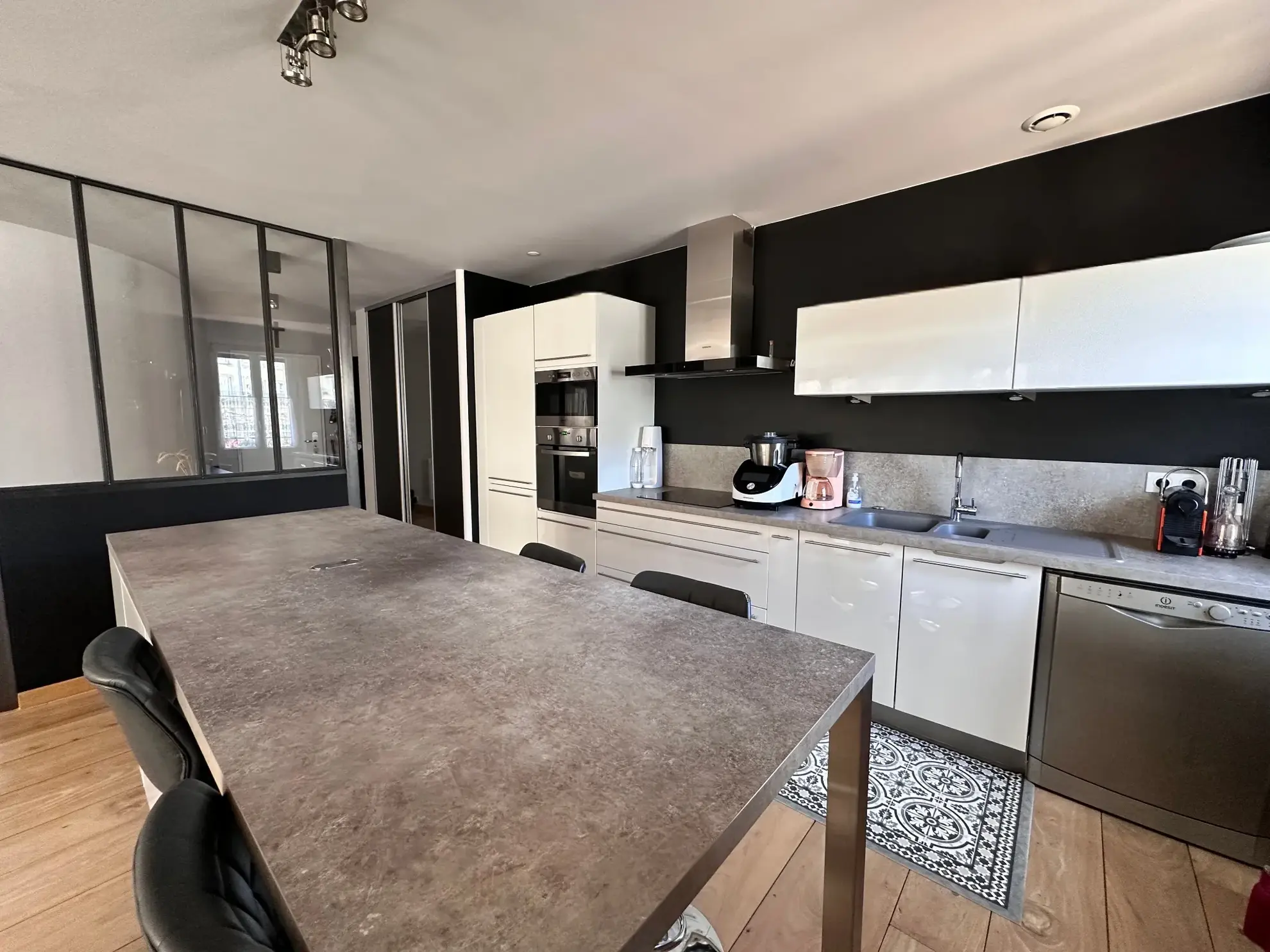Appartement moderne en centre-ville d'Amiens avec suite parentale et cave 