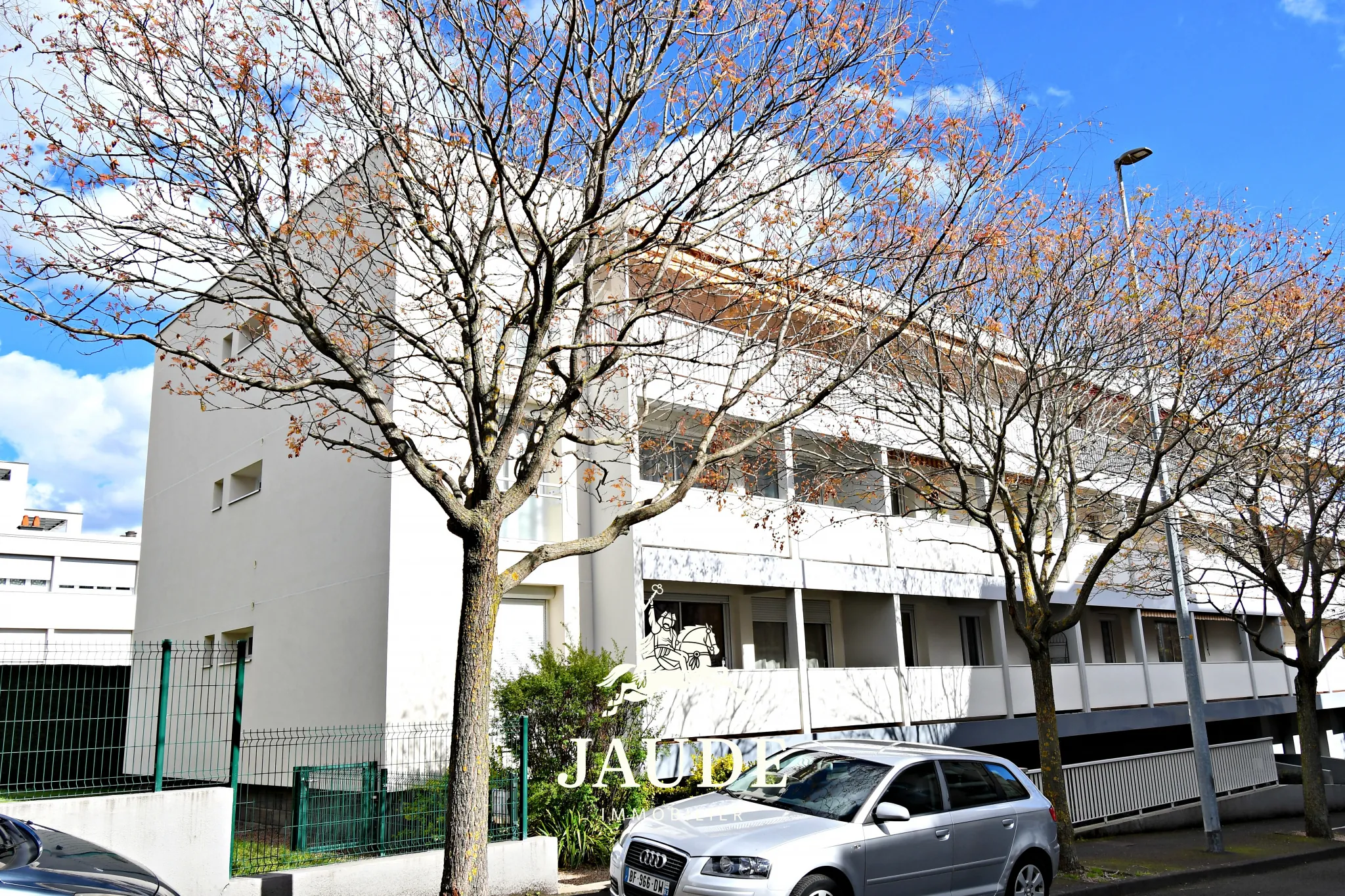 Appartement F3 de 60m² avec balcon et garage à Clermont-Ferrand 