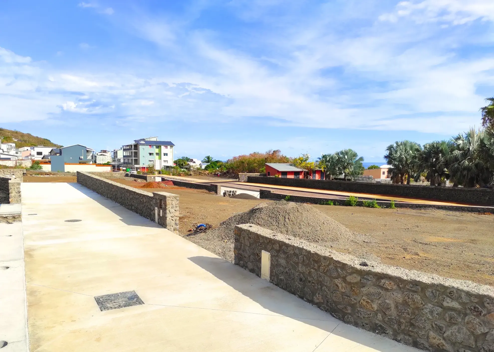 Parcelle constructible de 246 m² à Saint-Pierre dans le lotissement Kaisary 