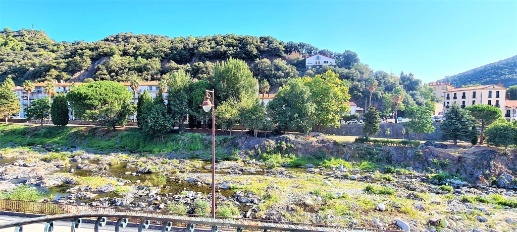 Appartement T3 avec balcon à Amélie-les-Bains - Investissement locatif ou résidence principale