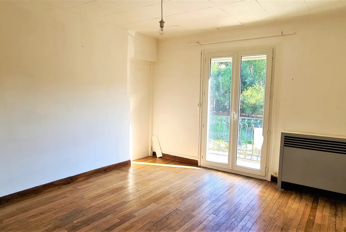 Appartement T3 avec balcon à Amélie-les-Bains - Investissement locatif ou résidence principale 
