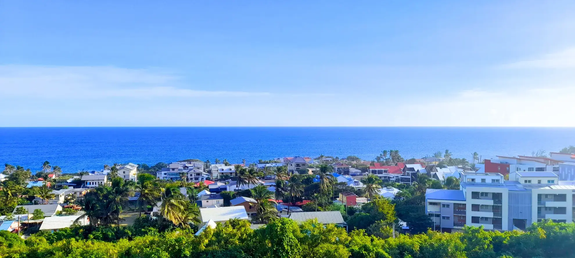 Terrain constructible de 296 m² à Grands Bois, Saint-Pierre - Investissez dans l'immobilier à La Réunion 