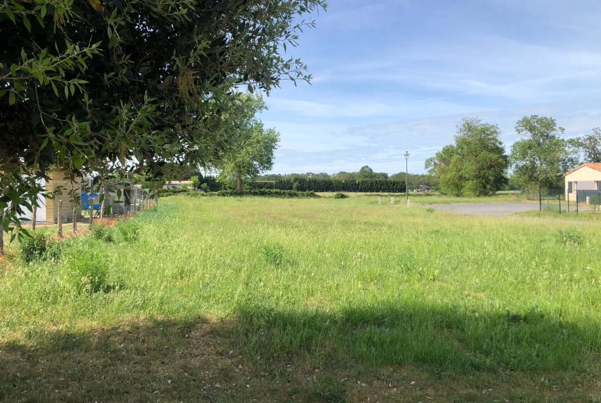 Terrain à bâtir à Chouppes (86110) – Vue dégagée et viabilisé 