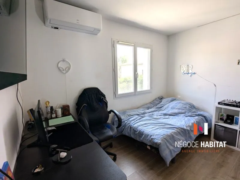 Villa contemporaine T4 à Crespian près de Sommières, plan moderne et hautes performances énergétiques 