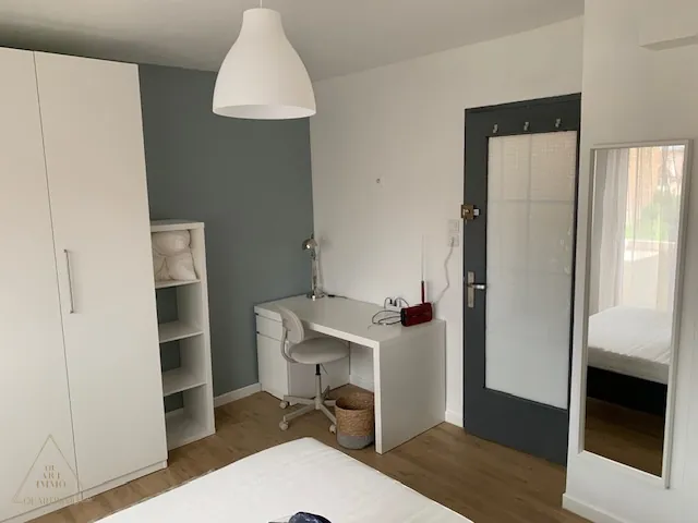 Appartement 4 pièces avec balcons à Neudorf, Strasbourg - 83 m² 