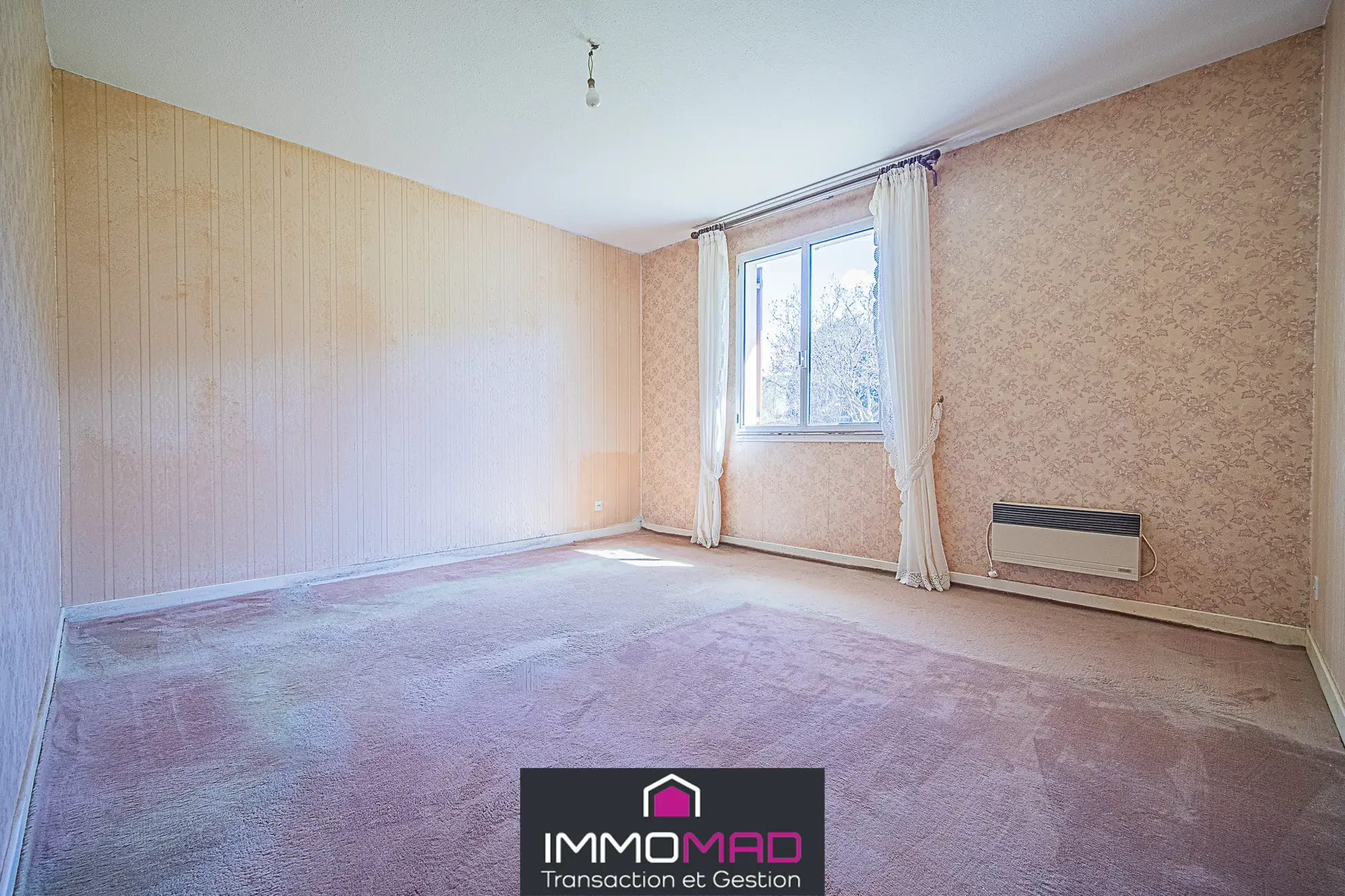 Maison de plain-pied avec sous-sol à vendre à Haudainville, 80 m², grand terrain 