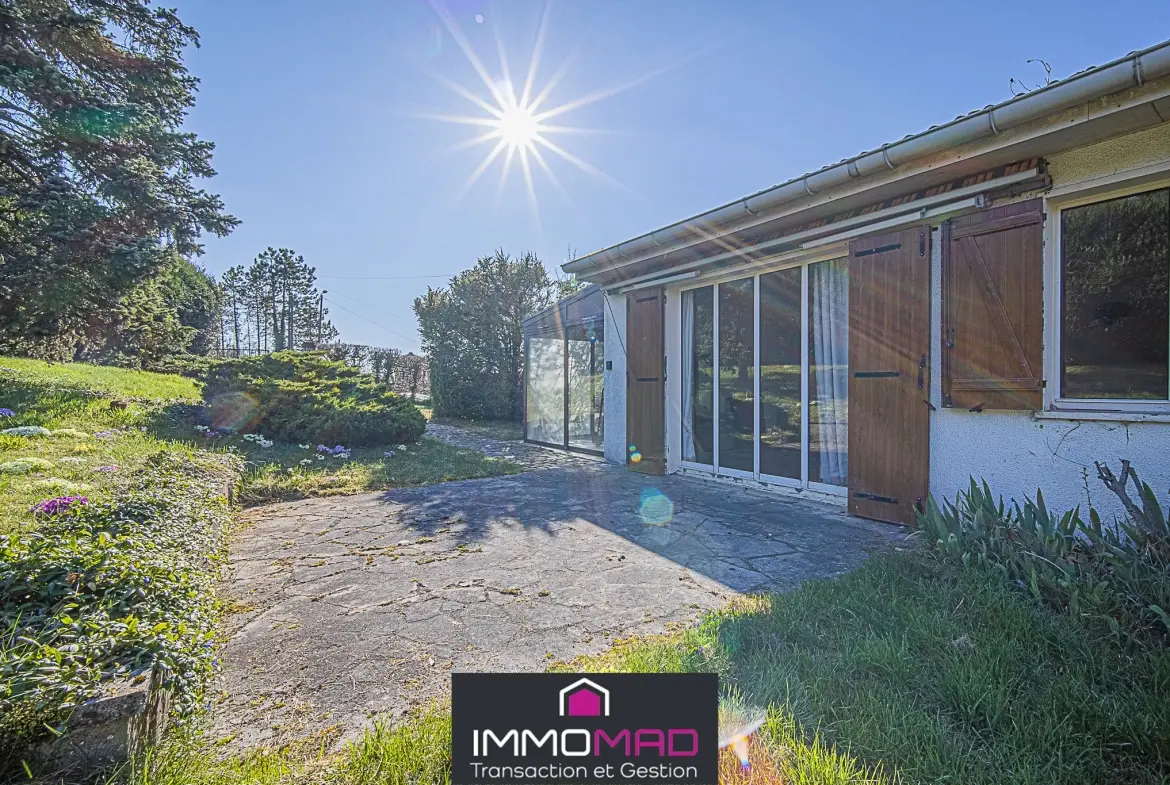 Maison de plain-pied avec sous-sol à vendre à Haudainville, 80 m², grand terrain 
