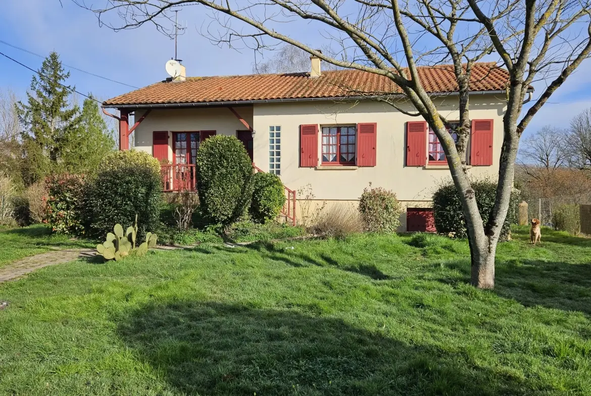 Maison familiale 3 chambres avec jardin près du Marais en Deux-Sèvres 
