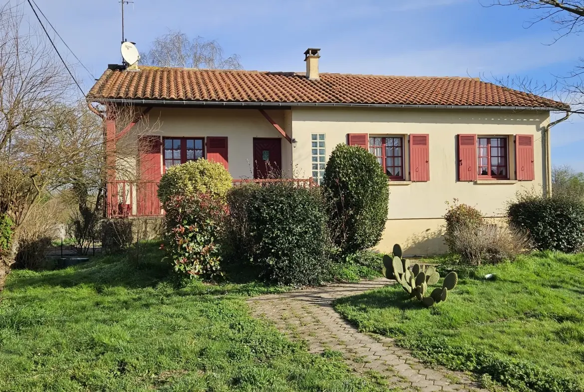 Maison familiale 3 chambres avec jardin près du Marais en Deux-Sèvres 