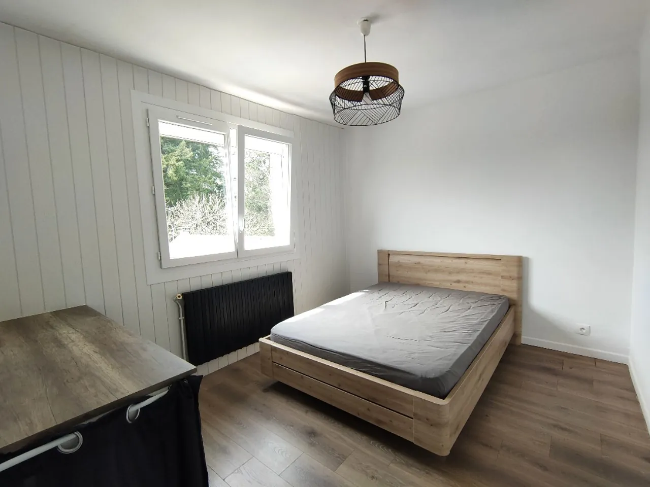 Maison rénovée avec vue dégagée et terrain de 1300 m² à Chameyrat 