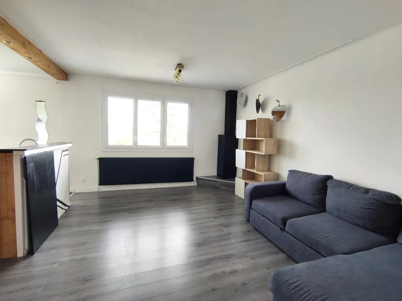Maison rénovée avec vue dégagée et terrain de 1300 m² à Chameyrat 