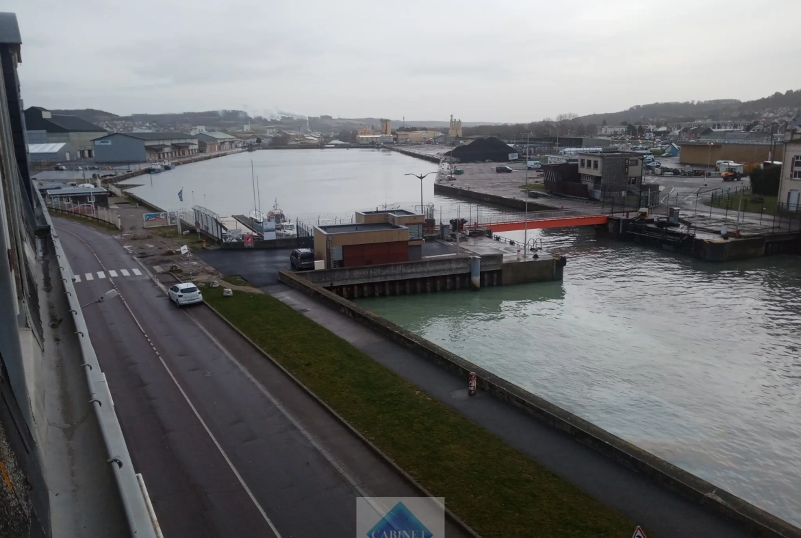 Appartement rénové avec vue mer au Treport 
