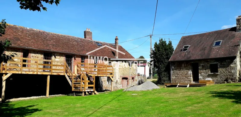 Belle propriété avec maison et hébergements à Dompierre en Orne 