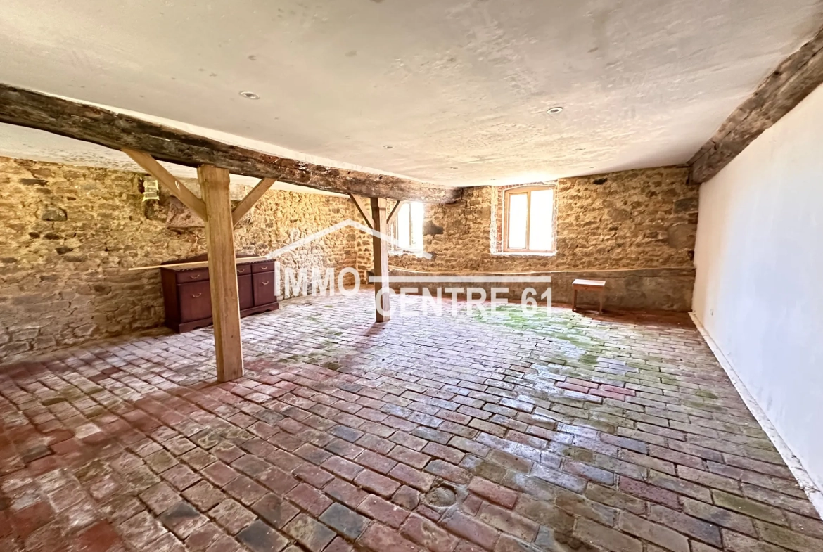 Belle propriété avec maison et hébergements à Dompierre en Orne 