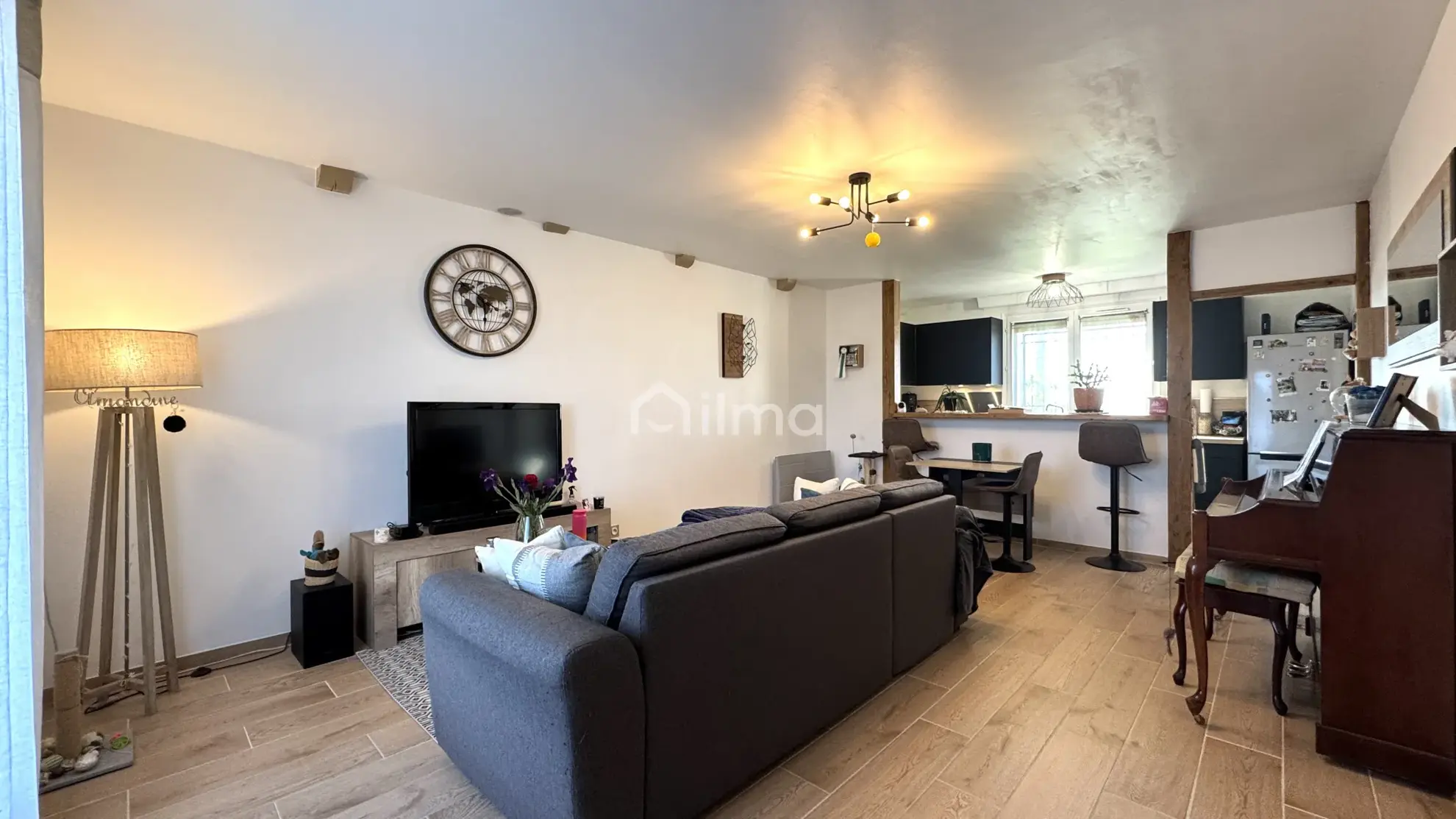 Charmant appartement 2 pièces rénové à Jouarre, cadre paisible avec parking et terrasse 