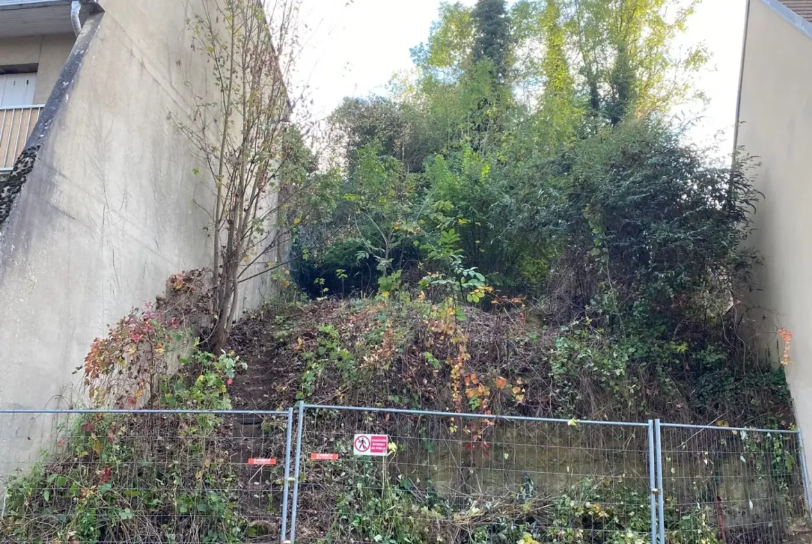 Terrain constructible de 450 m² à Osny – Opportunité à saisir 