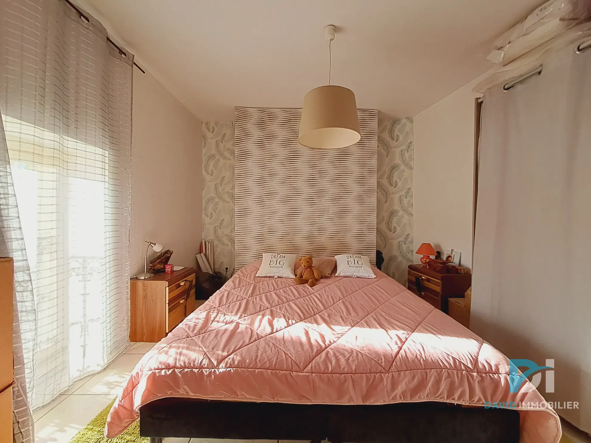 Maison de village de 77 m² avec terrasse et potentiel à Saint-Thibéry 