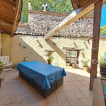 Maison de village de 77 m² avec terrasse et potentiel à Saint-Thibéry