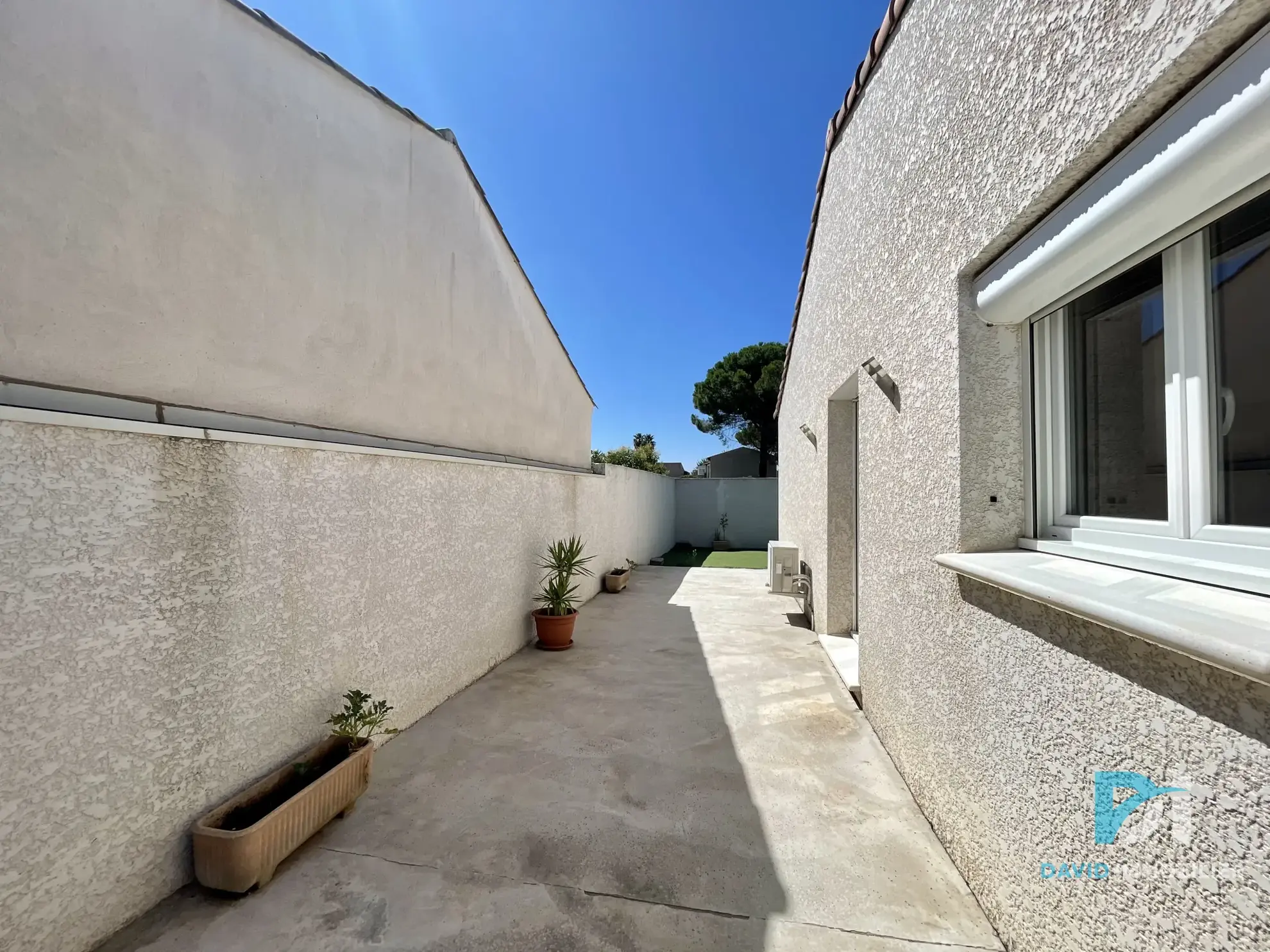 Villa T4 de 87 m² à Saint-Thibéry avec jardin et terrasse 