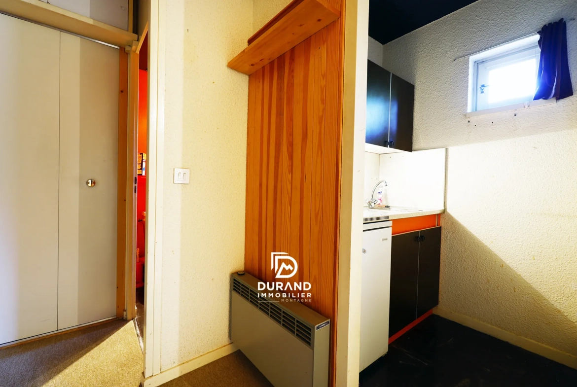 Studio à vendre à Vars, secteur Point Show, 21 m², proche pistes et commodités 