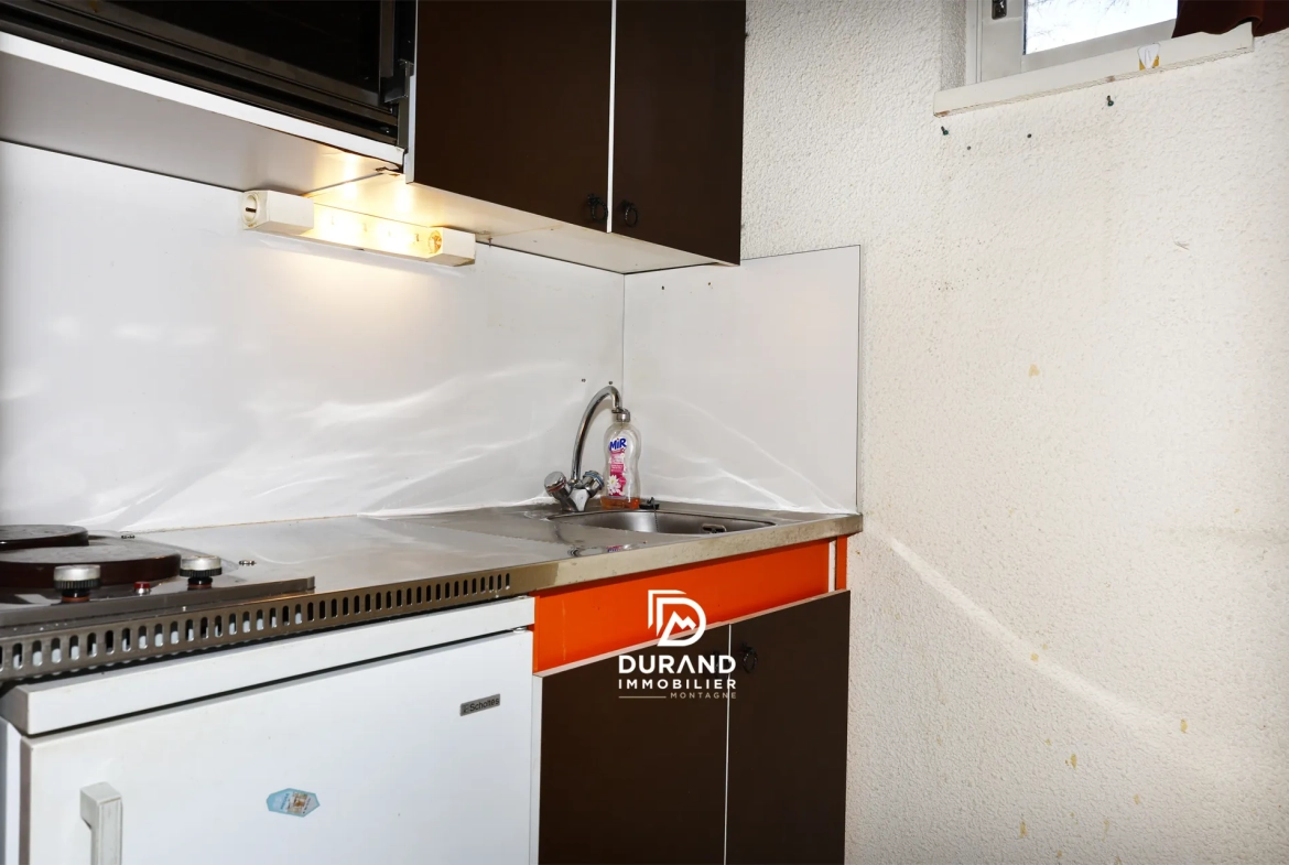 Studio à vendre à Vars, secteur Point Show, 21 m², proche pistes et commodités 