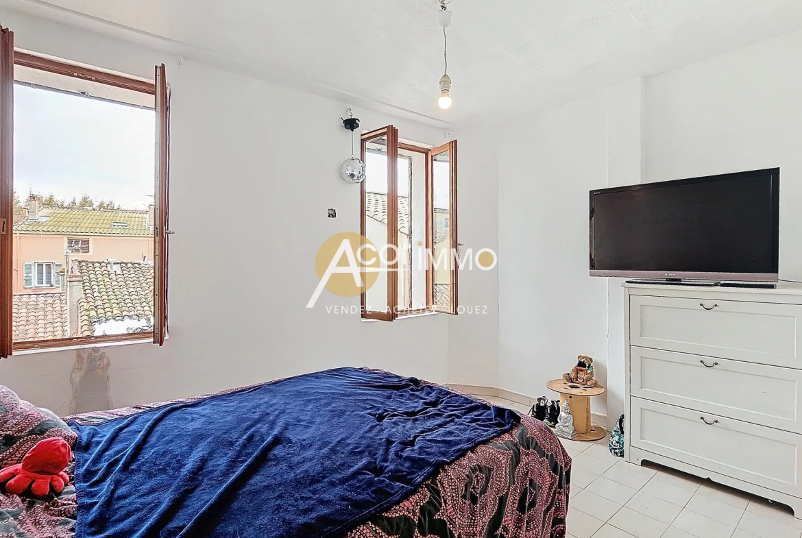 Appartement T4 rénové avec garage au centre de La Seyne-sur-Mer 