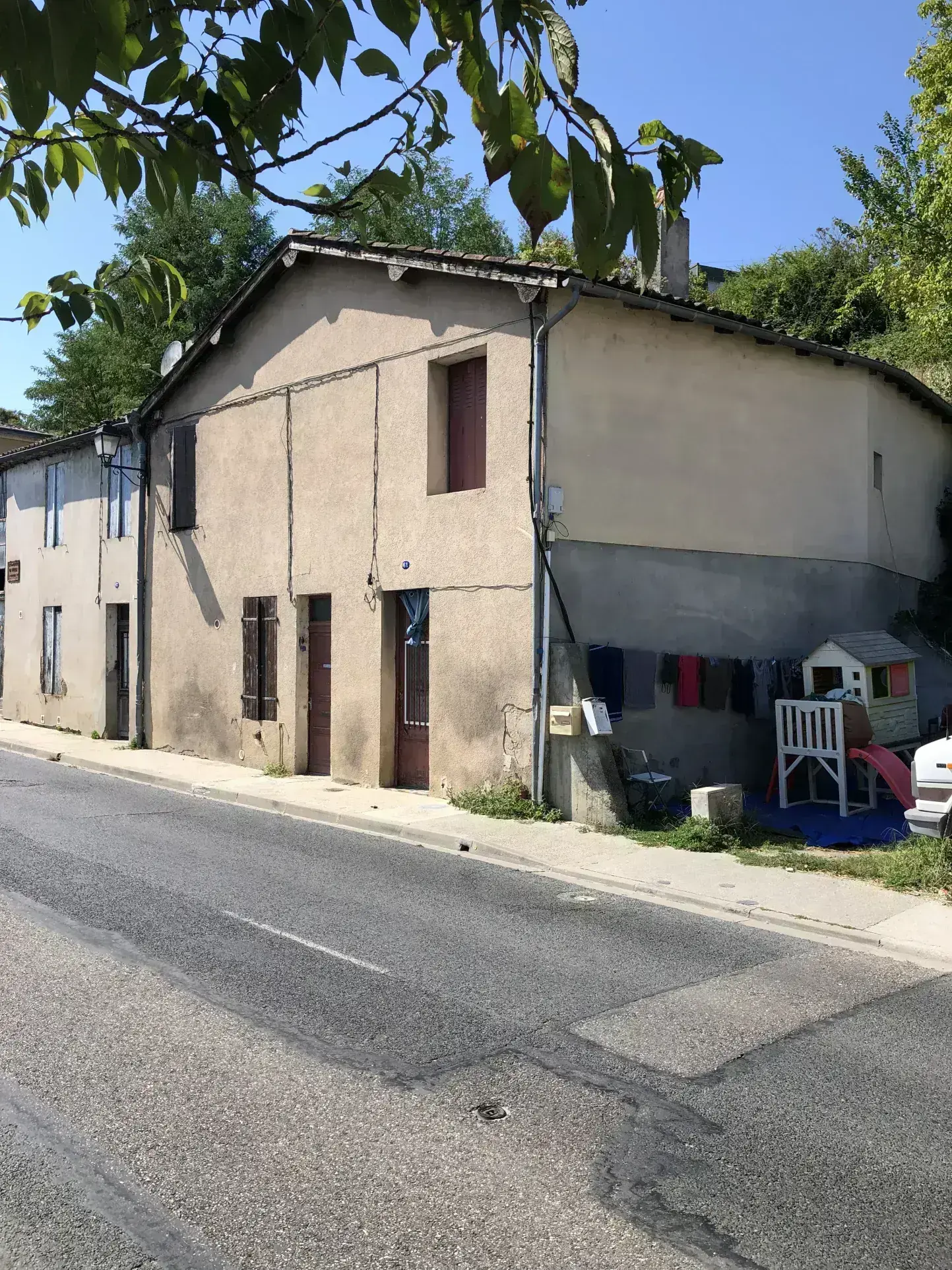 Ensemble immobilier avec 2 maisons à La Réole - Investissement et rénovation 