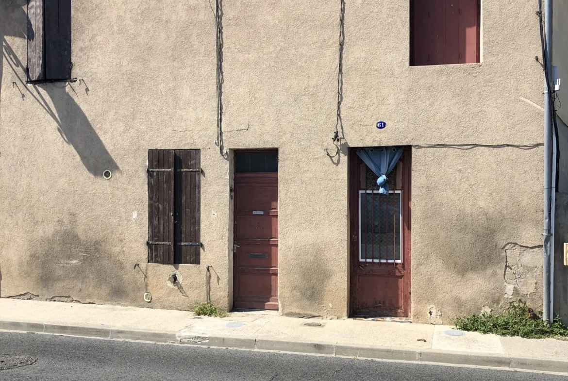 Ensemble immobilier avec 2 maisons à La Réole - Investissement et rénovation 