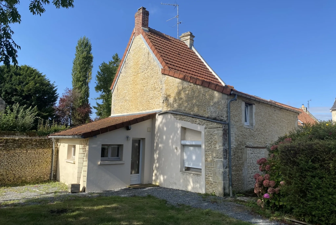 Charmante maison en pierre à 10 min de Caen et de la mer avec grand terrain 