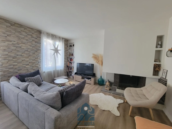 Appartement 3 pièces avec grande terrasse à Clermont-Ferrand, proche commodités 
