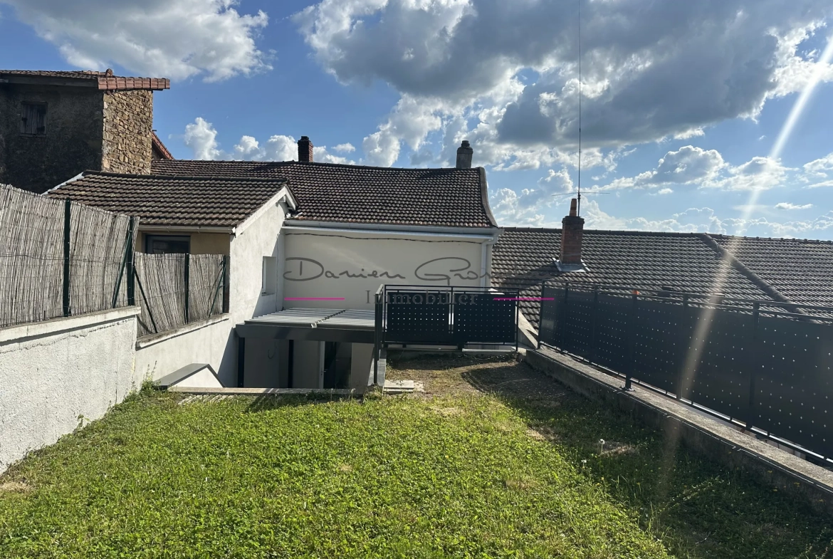 Charmante maison de 88 m² avec terrain à Thizy-les-Bourgs - idéal premier achat 