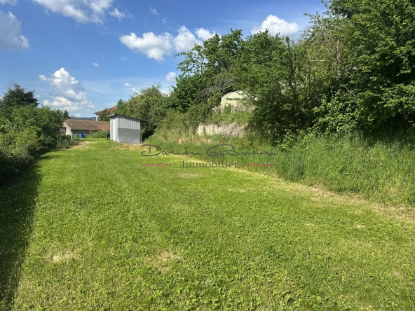 Charmante maison de 88 m² avec terrain à Thizy-les-Bourgs - idéal premier achat 