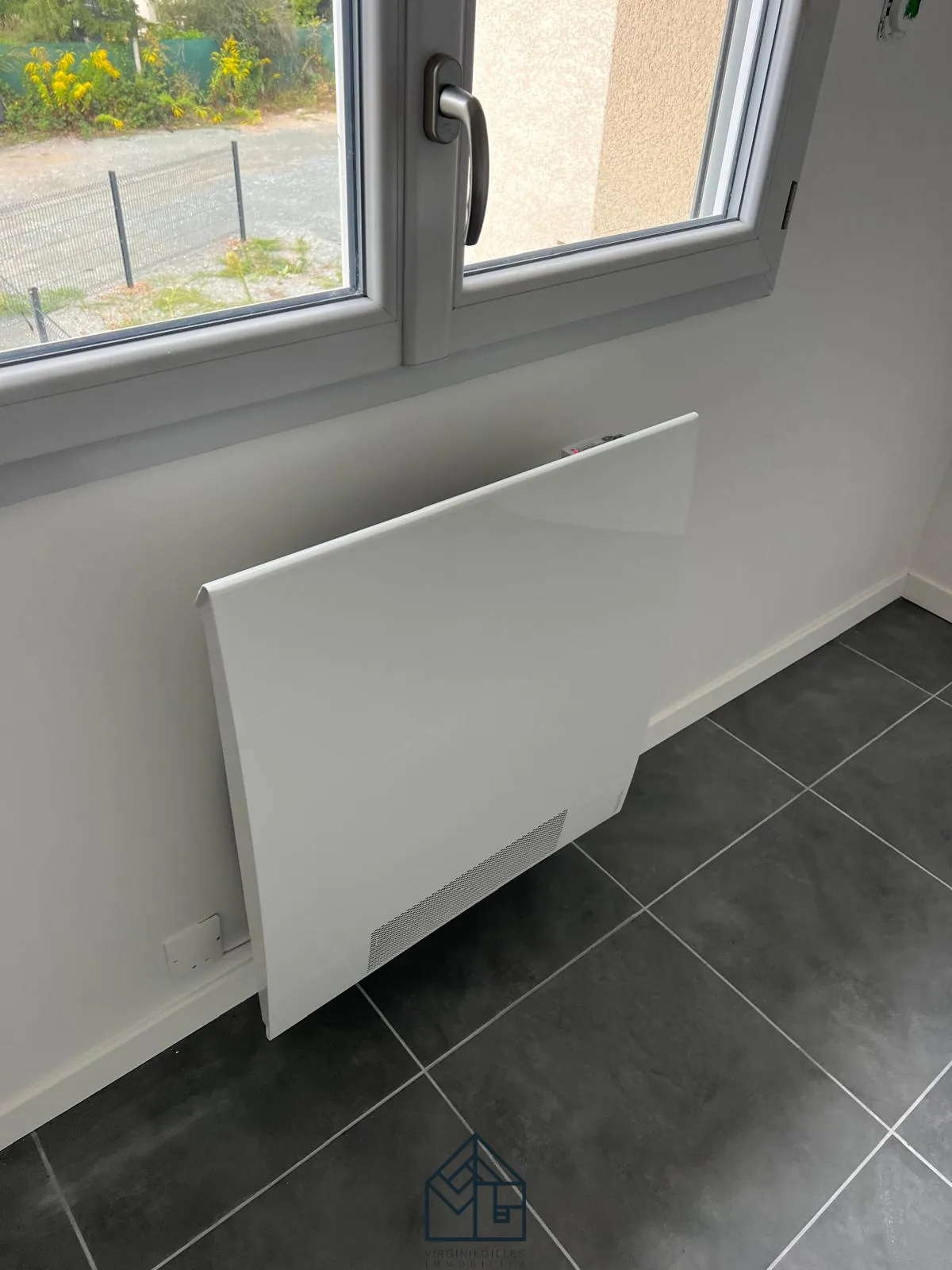 Maison neuve à Roanne de 94 m² avec 4 chambres et garage 