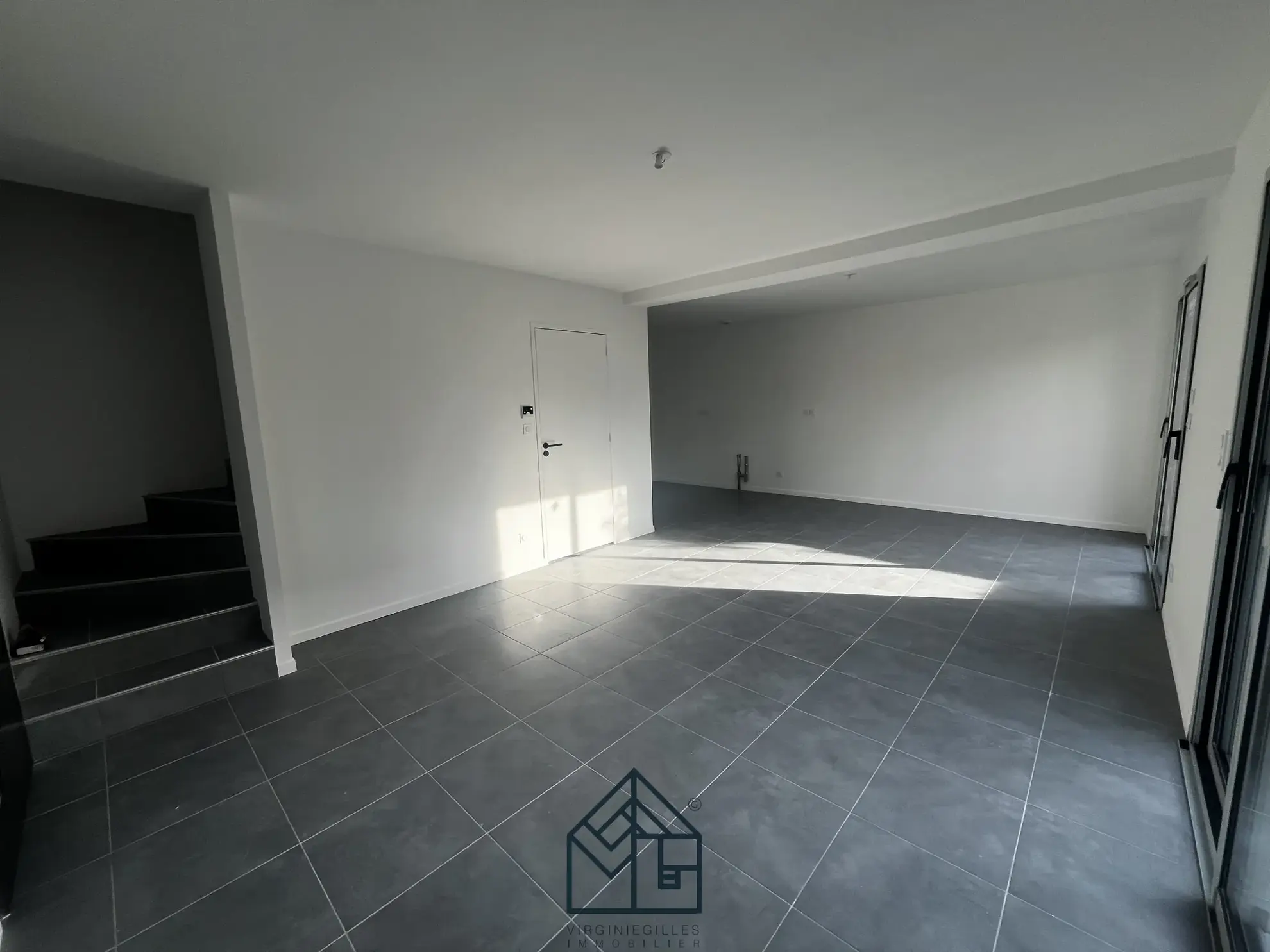 Maison neuve à Roanne de 94 m² avec 4 chambres et garage 