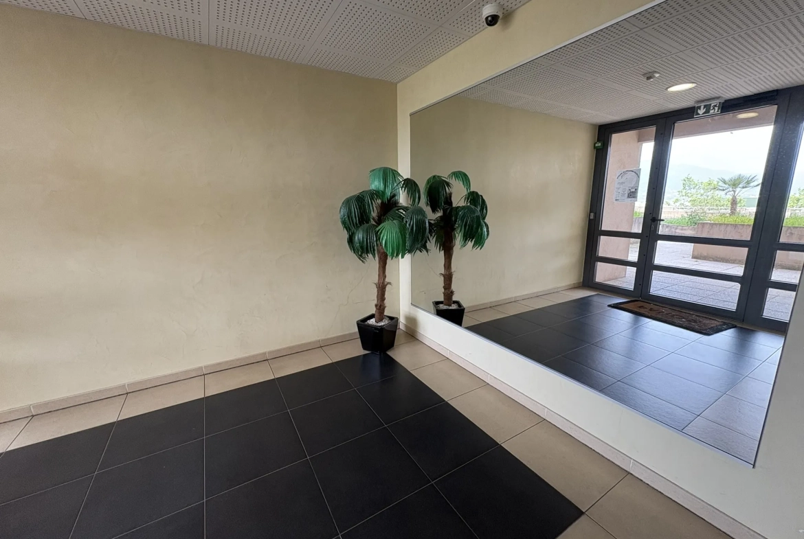 Appartement 3 pièces en vente à Sarrola Carcopino avec balcon de 50 m² 