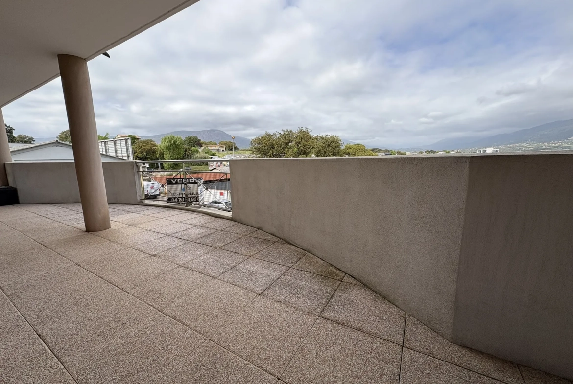 Appartement 3 pièces en vente à Sarrola Carcopino avec balcon de 50 m² 