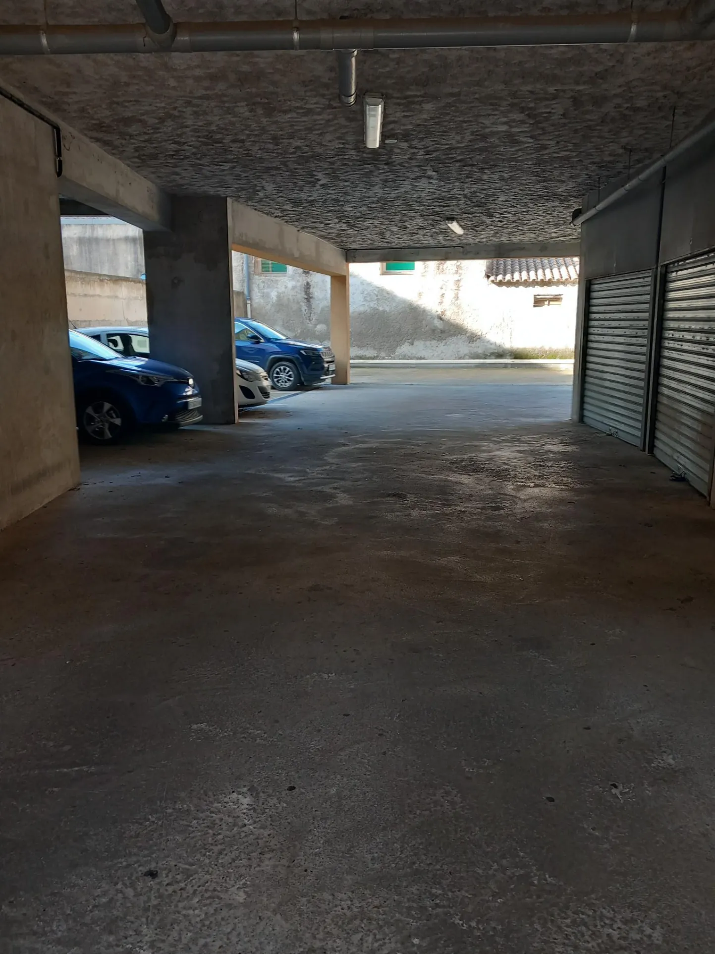 Appartement P4 à Lunel avec terrasse et parking privé 