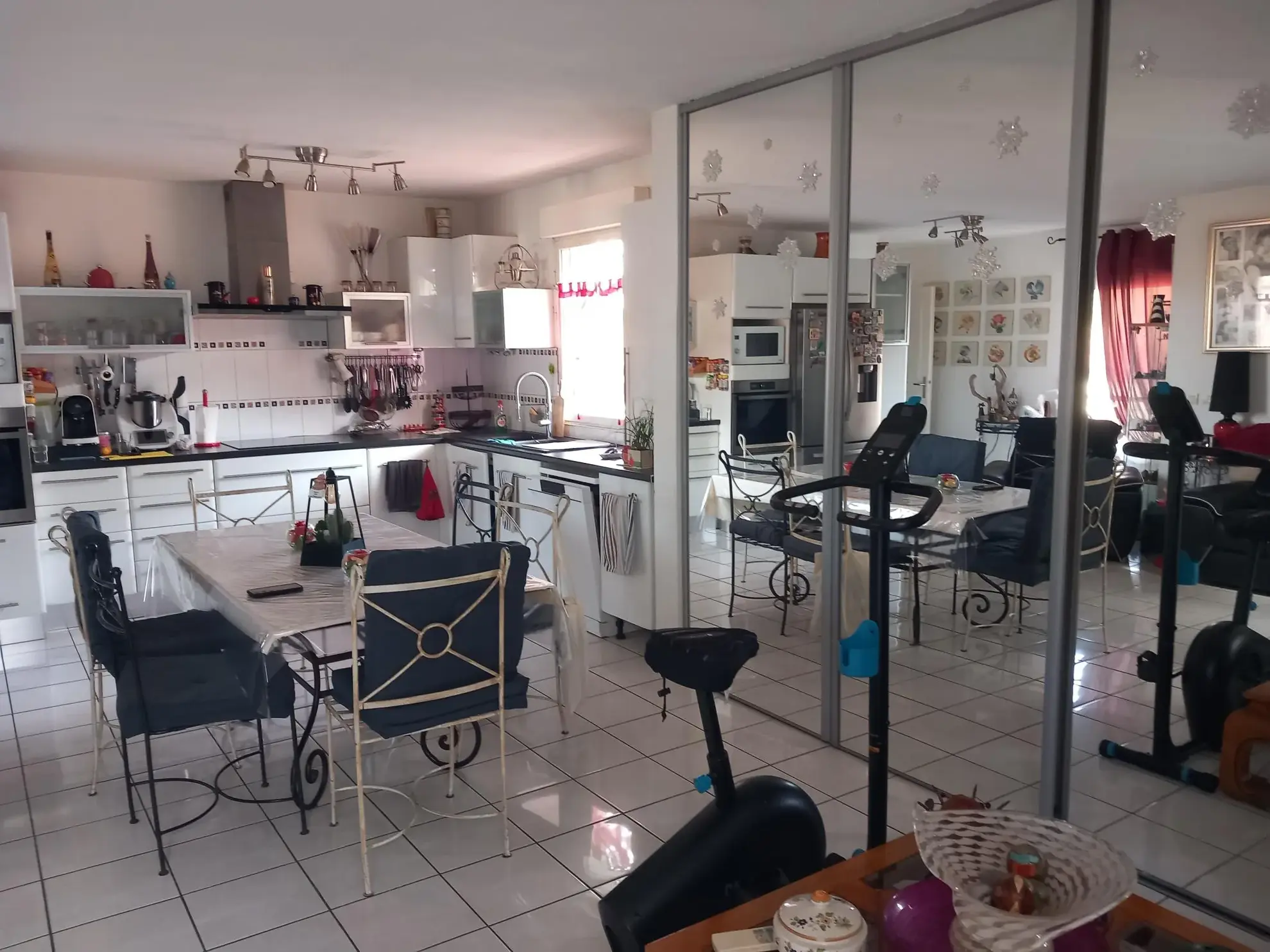 Appartement P4 à Lunel avec terrasse et parking privé 